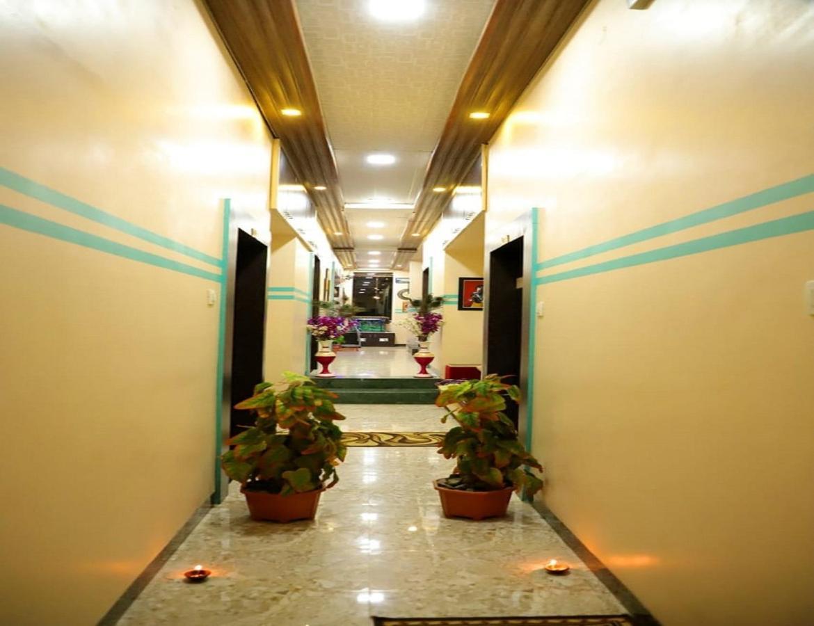 Hotel Mahishmati Palace Maheshwar Экстерьер фото