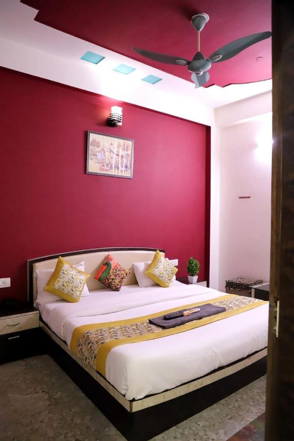 Hotel Mahishmati Palace Maheshwar Экстерьер фото
